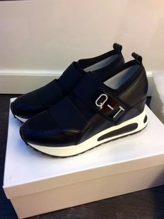 爆款女鞋專區(qū)_產(chǎn)品展示第1頁-深圳市寶安區(qū)石巖專一鞋業(yè)廠